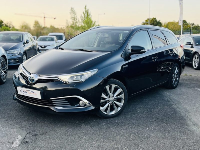 TOYOTA AURIS TOURING SPORTS 136H DINAMYC BUSINESS