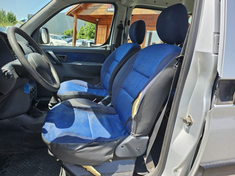 PEUGEOT PARTNER 2002/Révisée &Garantie 