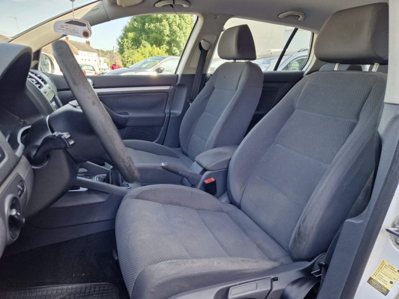 VOLKSWAGEN GOLF V 1.9L TDI 105cv SPORT /Révisée &Garantie