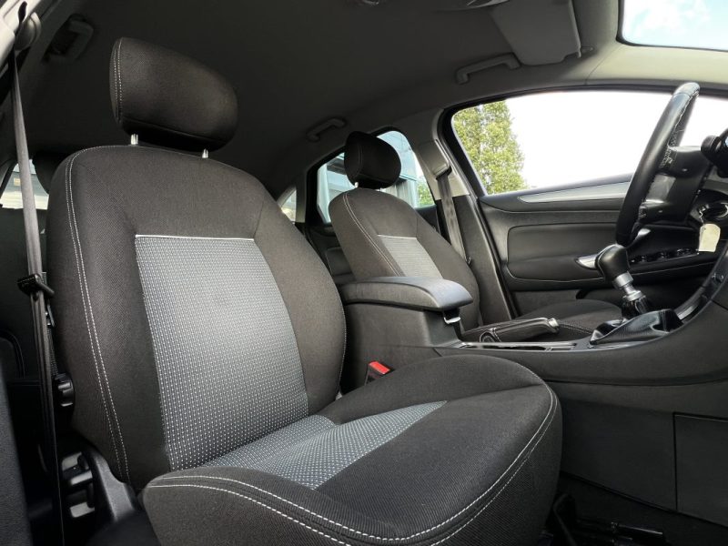 FORD MONDEO III PHASE 2 BERLINE 1.6 SCTI ECOBOOST 160 Cv GPS BLUETOOTH CRIT AIR 1 - GARANTIE 1 AN