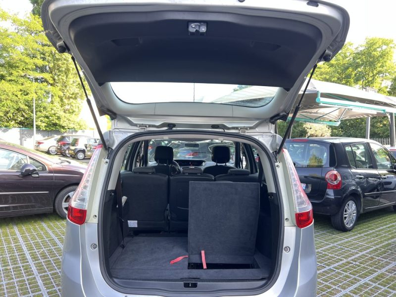 RENAULT SCENIC GRAND SCENIC 3 III 1.5 DCI 110 Cv 7 PLACES / CRIT AIR 2 - GARANTIE 1 AN