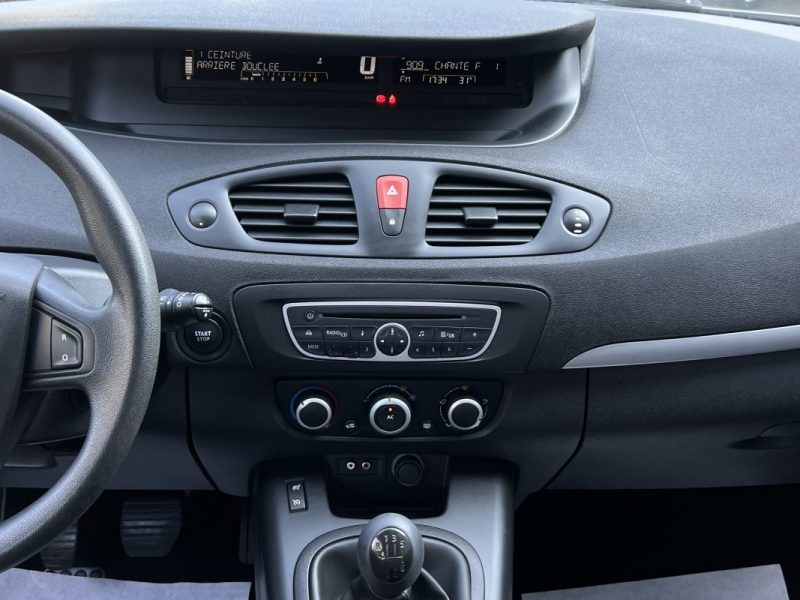 RENAULT SCENIC GRAND SCENIC 3 III 1.5 DCI 110 Cv 7 PLACES / CRIT AIR 2 - GARANTIE 1 AN