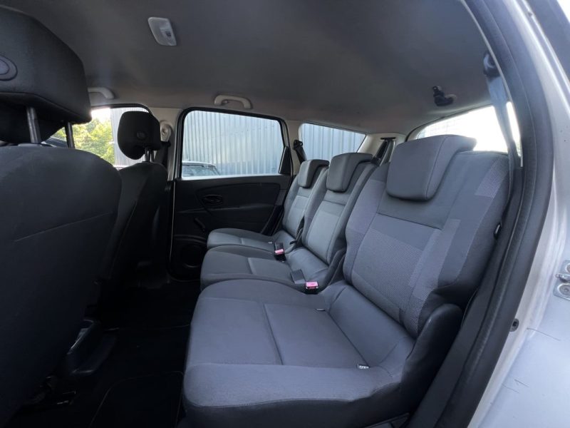 RENAULT SCENIC GRAND SCENIC 3 III 1.5 DCI 110 Cv 7 PLACES / CRIT AIR 2 - GARANTIE 1 AN