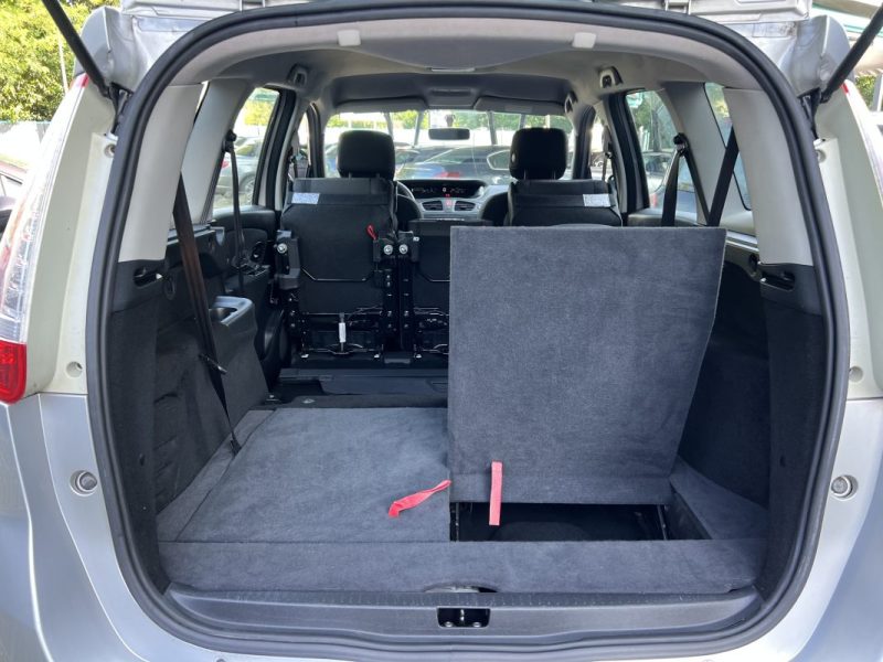 RENAULT SCENIC GRAND SCENIC 3 III 1.5 DCI 110 Cv 7 PLACES / CRIT AIR 2 - GARANTIE 1 AN