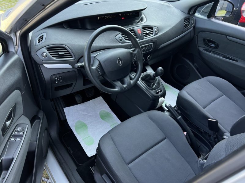 RENAULT SCENIC GRAND SCENIC 3 III 1.5 DCI 110 Cv 7 PLACES / CRIT AIR 2 - GARANTIE 1 AN