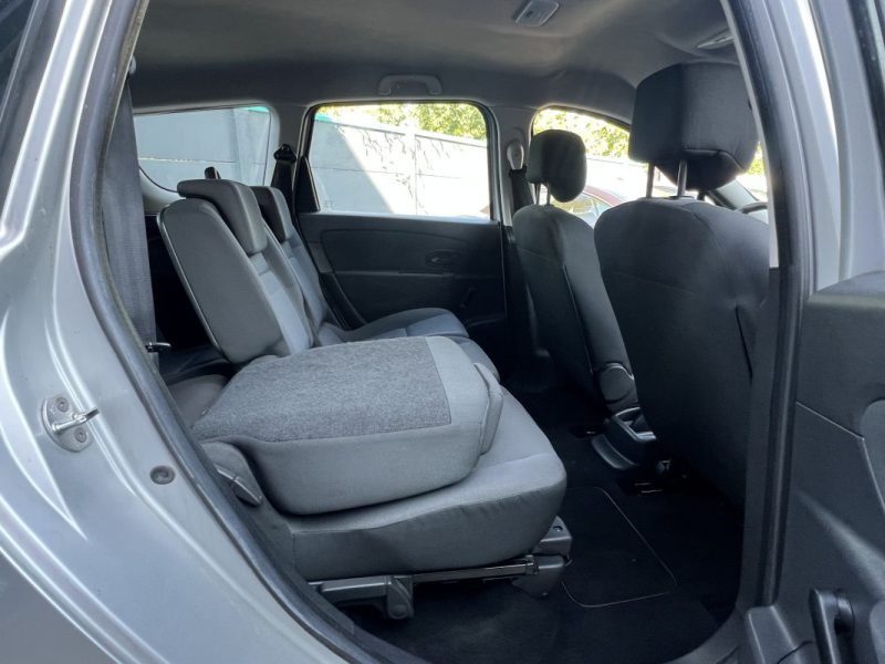 RENAULT SCENIC GRAND SCENIC 3 III 1.5 DCI 110 Cv 7 PLACES / CRIT AIR 2 - GARANTIE 1 AN