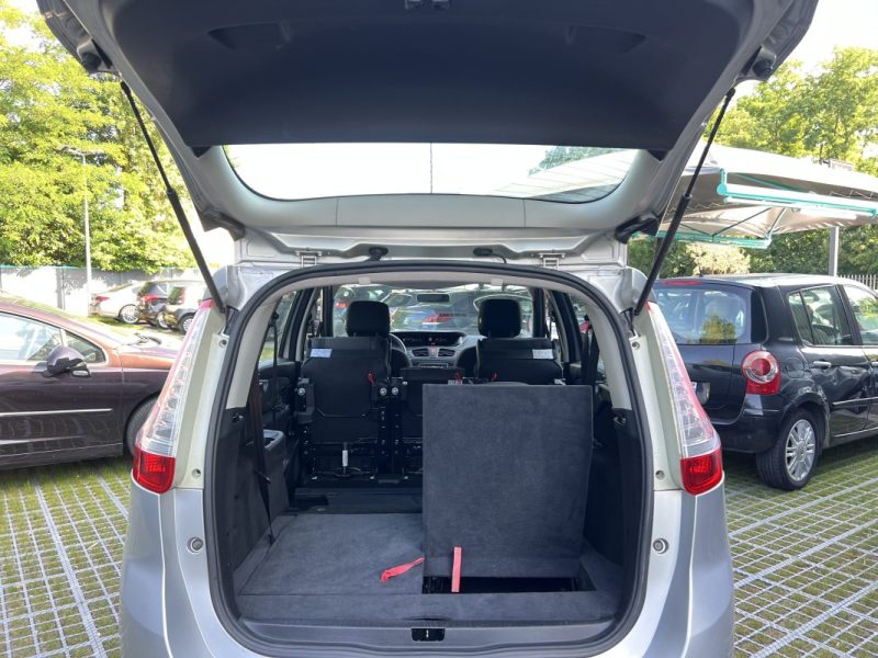 RENAULT SCENIC GRAND SCENIC 3 III 1.5 DCI 110 Cv 7 PLACES / CRIT AIR 2 - GARANTIE 1 AN