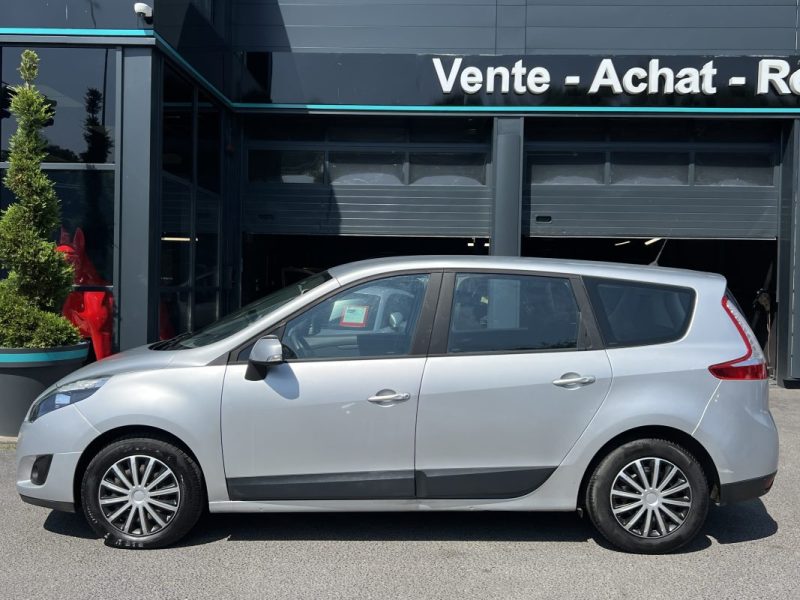 RENAULT SCENIC GRAND SCENIC 3 III 1.5 DCI 110 Cv 7 PLACES / CRIT AIR 2 - GARANTIE 1 AN