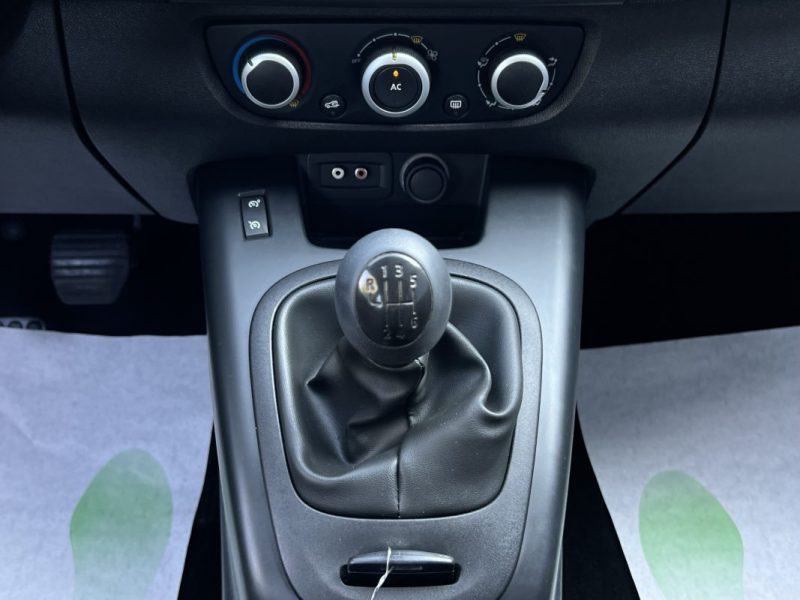 RENAULT SCENIC GRAND SCENIC 3 III 1.5 DCI 110 Cv 7 PLACES / CRIT AIR 2 - GARANTIE 1 AN