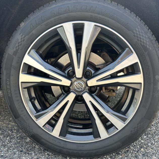 NISSAN QASHQAI 1.2i DIG-T 115 TEKNA Garantie 12 mois