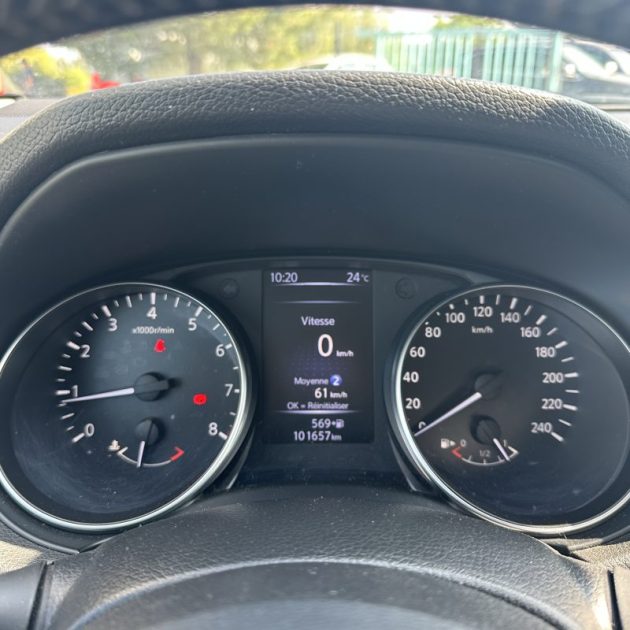 NISSAN QASHQAI 1.2i DIG-T 115 TEKNA Garantie 12 mois