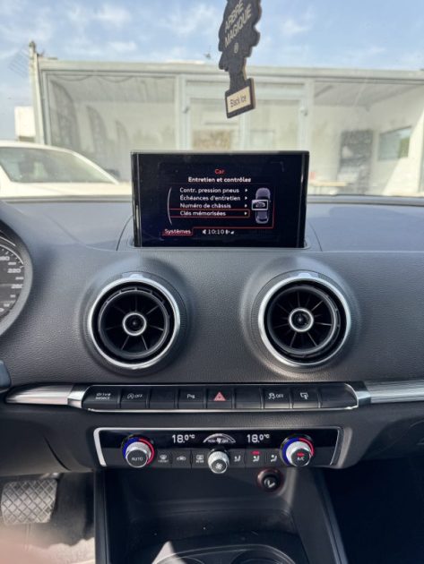 AUDI A3 SPORTBACK  1.6 TDI AMBITION LUXE BOITE AUTOMATIQUE 