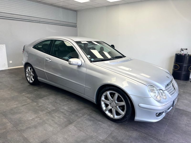 MERCEDES CLASSE C 2004