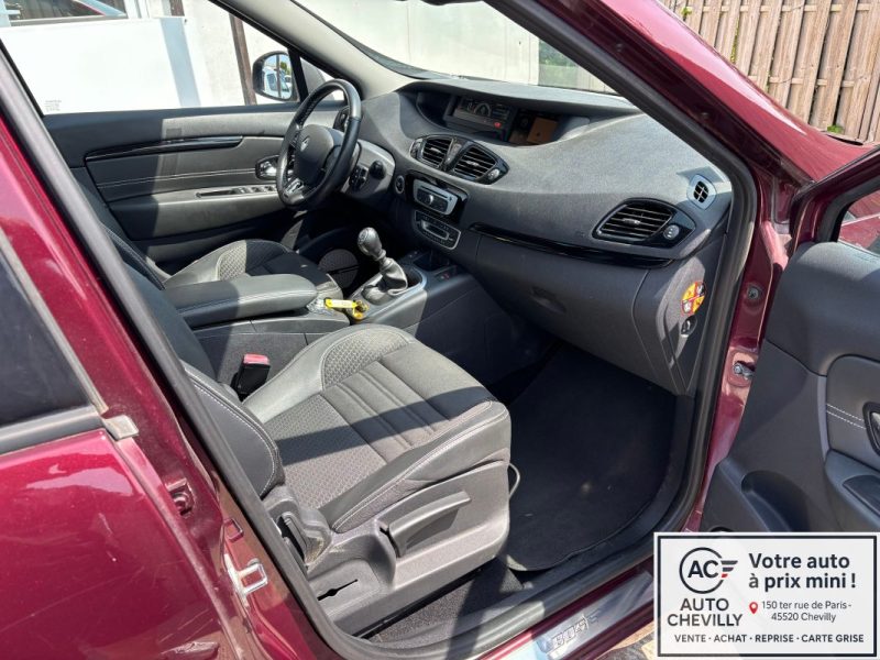 RENAULT SCENIC 1.2i - 16V TCE 130 Pack Bose