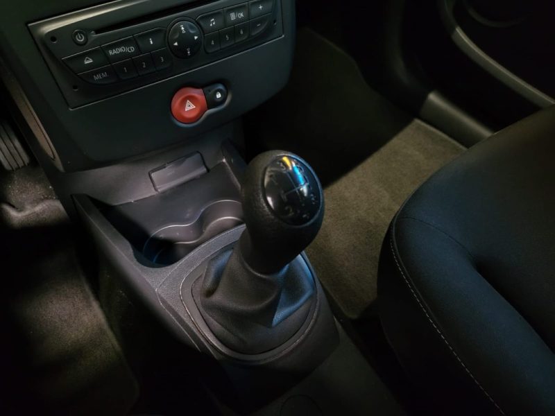 RENAULT CLIO III 1.2i 75CH COLLECTION / 1ERE MAIN + RADAR DE RECUL /