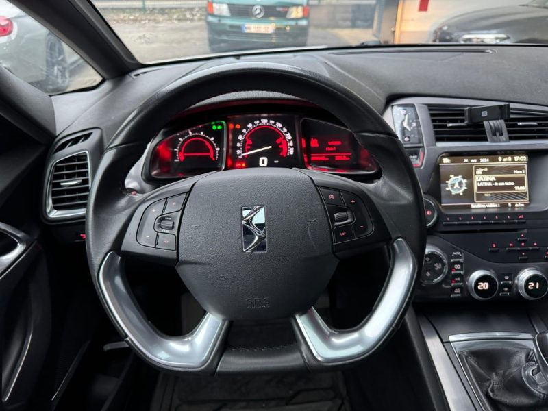 CITROEN DS5 1.6 BlueHDi S&S 120 ch So Chic