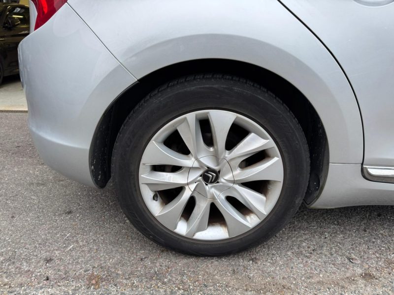 CITROEN DS5 1.6 BlueHDi S&S 120 ch So Chic