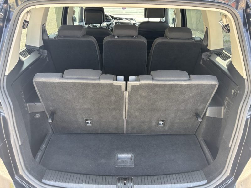 VOLKSWAGEN TOURAN 1.6 TDI 110 cv Bluemotion Technology Confortline DSG7 / 7 places