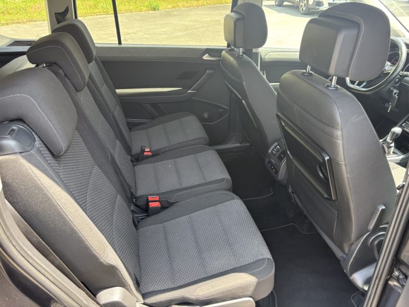 VOLKSWAGEN TOURAN 1.6 TDI 110 cv Bluemotion Technology Confortline DSG7 / 7 places