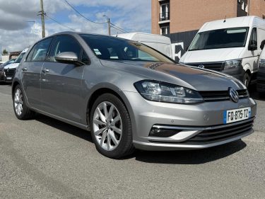 VOLKSWAGEN GOLF 2020