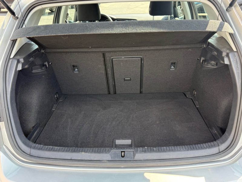 VOLKSWAGEN GOLF 2020