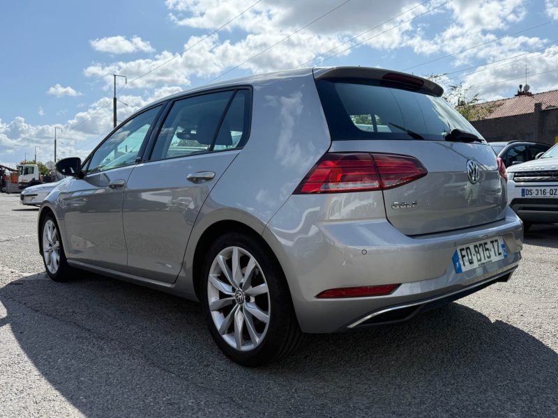 VOLKSWAGEN GOLF 2020