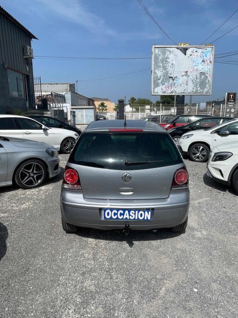 VOLKSWAGEN POLO 1.2i  - 12V  Essence garantie 6 mois 