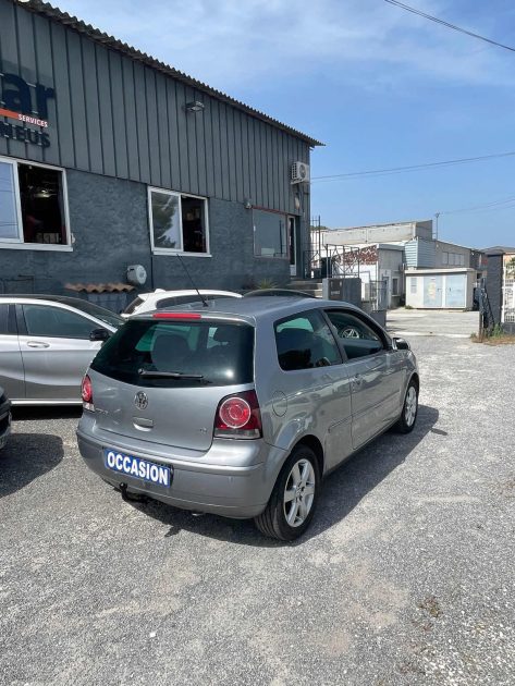 VOLKSWAGEN POLO 1.2i  - 12V  Essence garantie 6 mois 