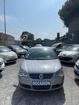 VOLKSWAGEN POLO 1.2i  - 12V  Essence garantie 6 mois 