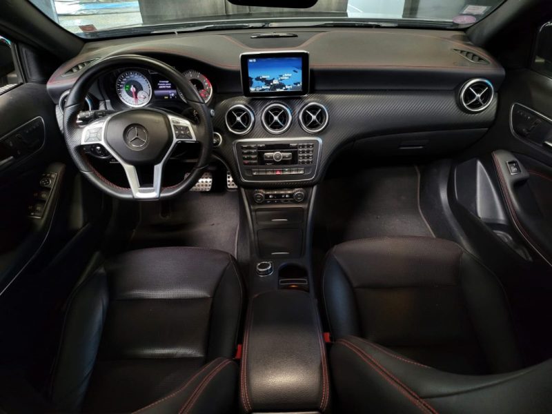 MERCEDES CLASSE A 180 1.6i 122 CH FASCINATION / SUIVI MERCEDES / T.O / SIEGES ELEC A MEMOIRE / SIEGE