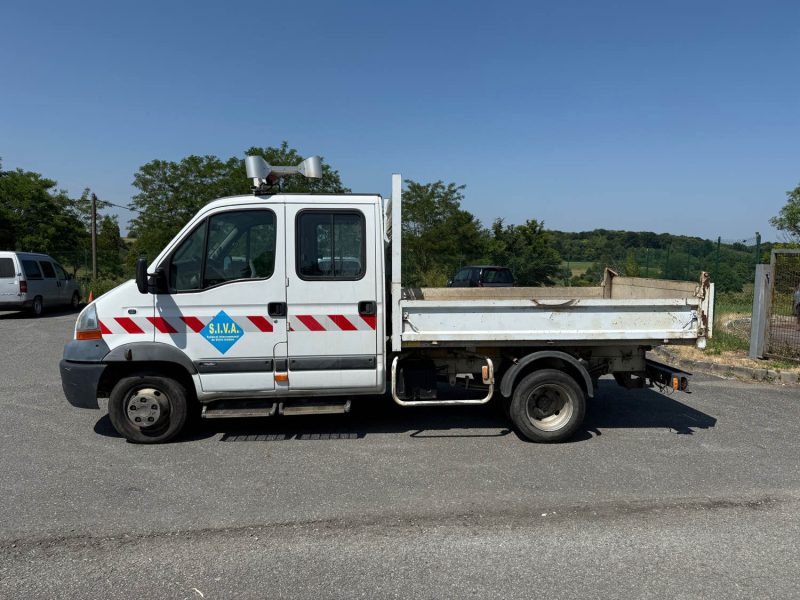 RENAULT MASTER II 3.0 dCi Châssis cabine court 115cv DEPOT VENTE