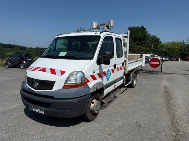 RENAULT MASTER II 3.0 dCi Châssis cabine court 115cv DEPOT VENTE