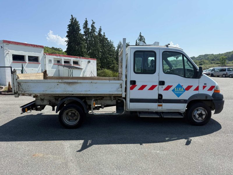 RENAULT MASTER II 3.0 dCi Châssis cabine court 115cv DEPOT VENTE