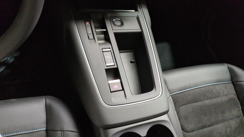 Citroën C5 Aircross Bluehdi 130 eat8 max + ambiance urban black