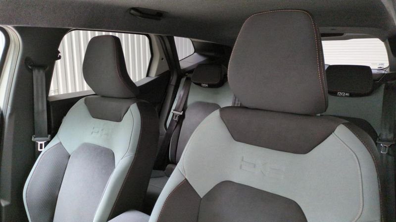 Dacia Duster nouveau Mild hybrid 130 4x2 extreme + pack techno +  city