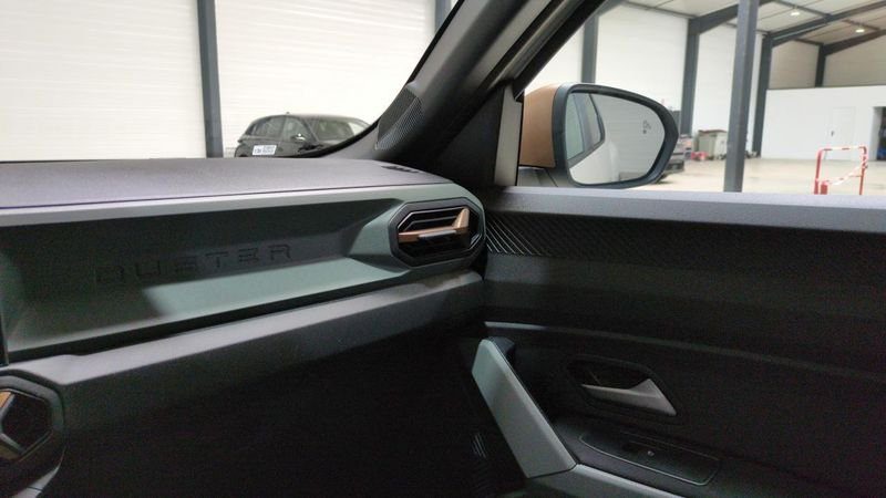 Dacia Duster nouveau Mild hybrid 130 4x2 extreme + pack techno +  city