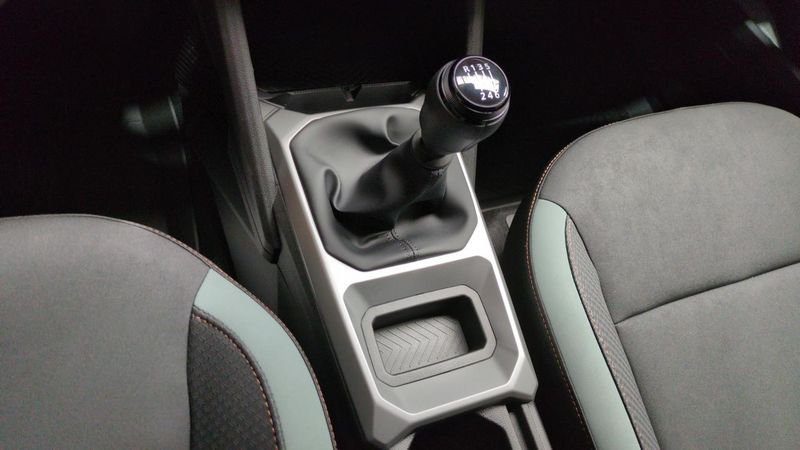 Dacia Duster nouveau Mild hybrid 130 4x2 extreme + pack techno +  city