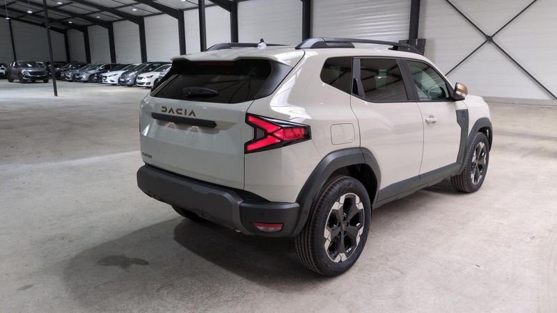 Dacia Duster nouveau Mild hybrid 130 4x2 extreme + pack techno +  city