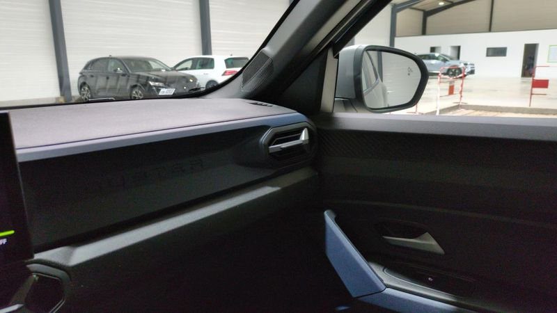 Dacia Duster nouveau Mild hybrid 130 4x2 journey + pack city + sieges chauffants