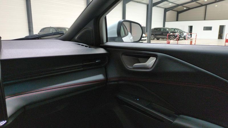 Ford Puma nouveau 1.0 ecoboost 125 ch mhev s&s powershift st-line x