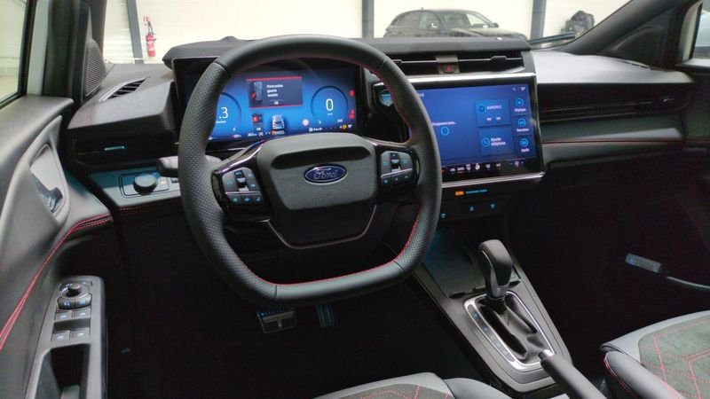 Ford Puma nouveau 1.0 ecoboost 125 ch mhev s&s powershift st-line x