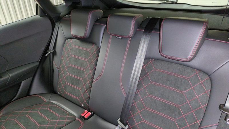 Ford Puma nouveau 1.0 ecoboost 125 ch mhev s&s powershift st-line x