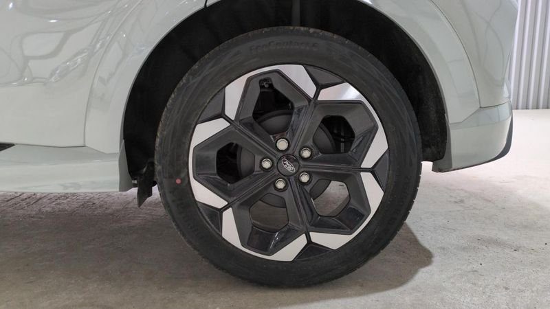 Ford Puma nouveau 1.0 ecoboost 125 ch mhev s&s powershift st-line x