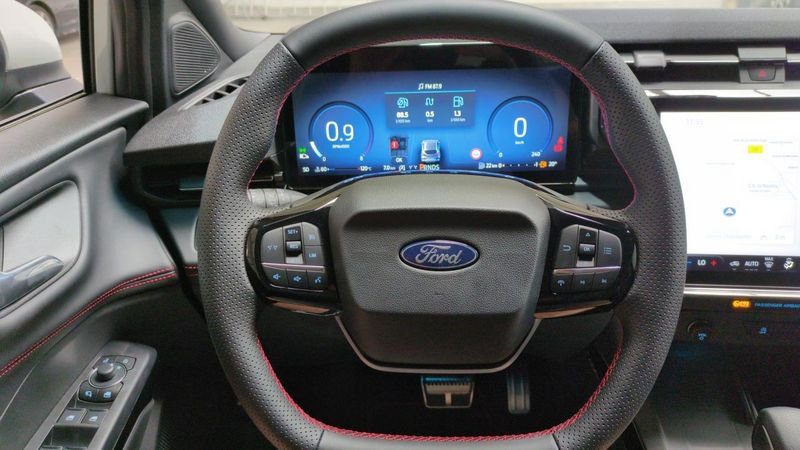 Ford Puma nouveau 1.0 ecoboost 125 ch mhev s&s powershift st-line x