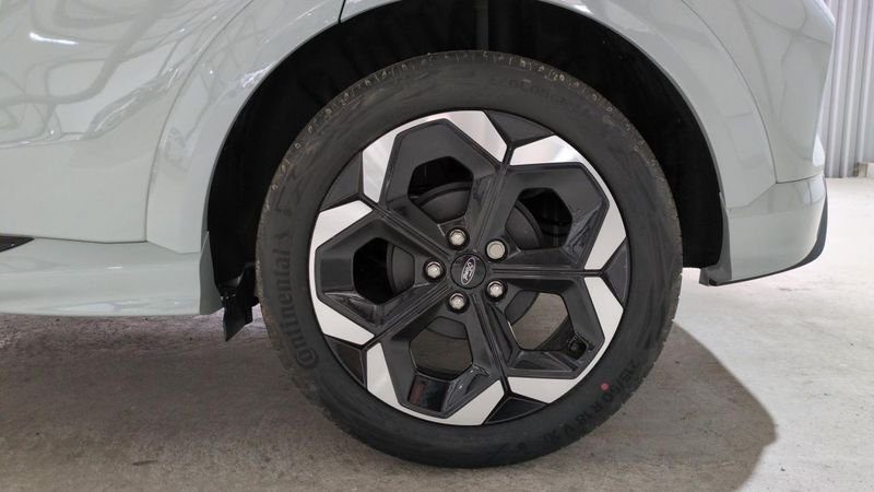 Ford Puma nouveau 1.0 ecoboost 125 ch mhev s&s powershift st-line x