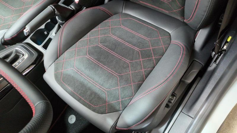 Ford Puma nouveau 1.0 ecoboost 125 ch mhev s&s powershift st-line x