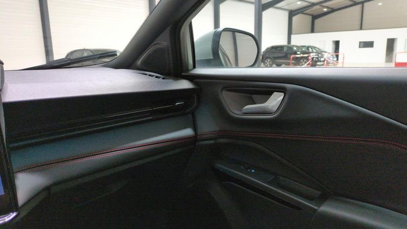 Ford Puma nouveau 1.0 ecoboost 125 ch mhev s&s powershift st-line x