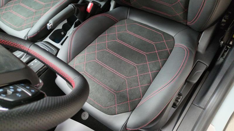 Ford Puma nouveau 1.0 ecoboost 125 ch mhev s&s powershift st-line x