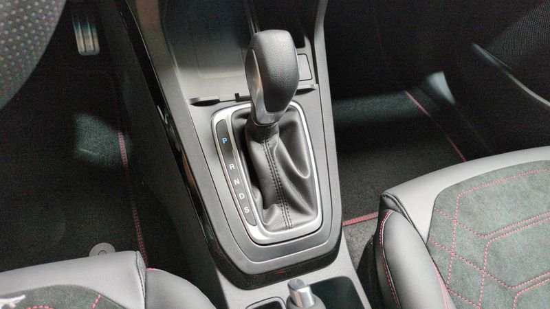 Ford Puma nouveau 1.0 ecoboost 125 ch mhev s&s powershift st-line x