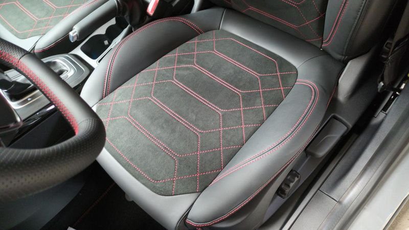 Ford Puma nouveau 1.0 ecoboost 125 ch mhev s&s powershift st-line x